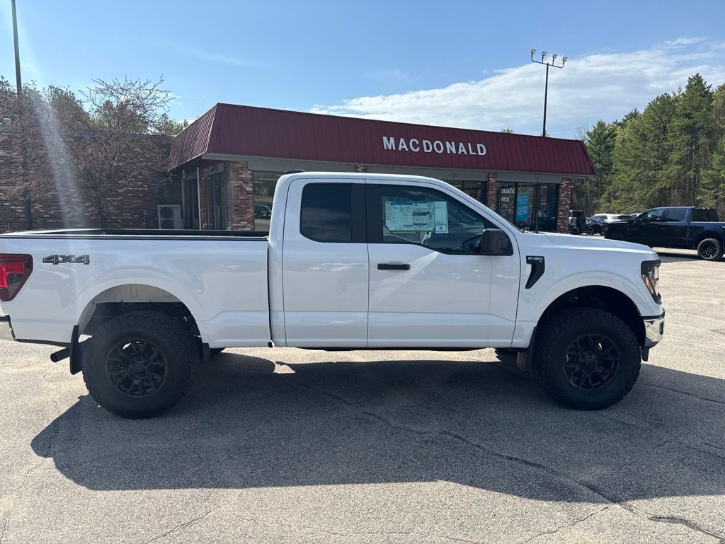 2025 Ford F-150 XL - Photo 3