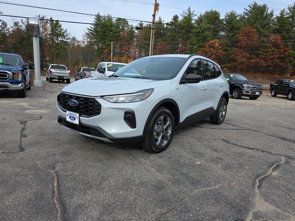 2026 Ford Escape ST-Line's photo