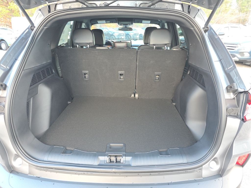 2026 Ford Escape ST-Line - Photo 10