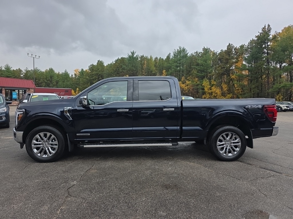 New 2025 Ford F-150 Lariat TRUCK