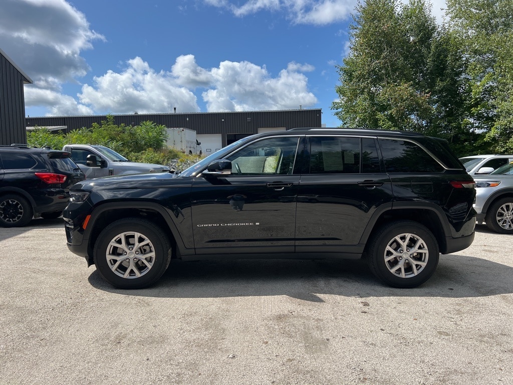 Used 2022 Jeep Grand Cherokee Limited with VIN 1C4RJHBG8N8614915 for sale in Center Conway, NH