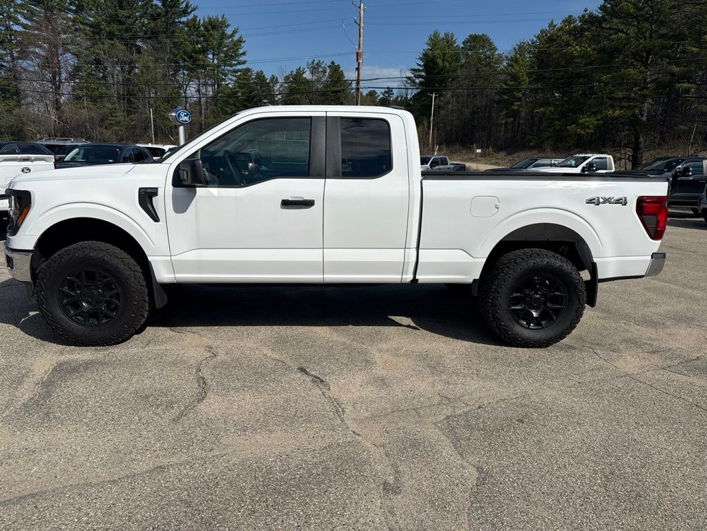 2025 Ford F-150 XL - Photo 8