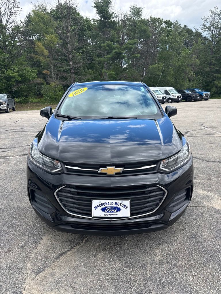 Used 2022 Chevrolet Trax LS with VIN KL7CJNSM1NB551425 for sale in Conway, NH