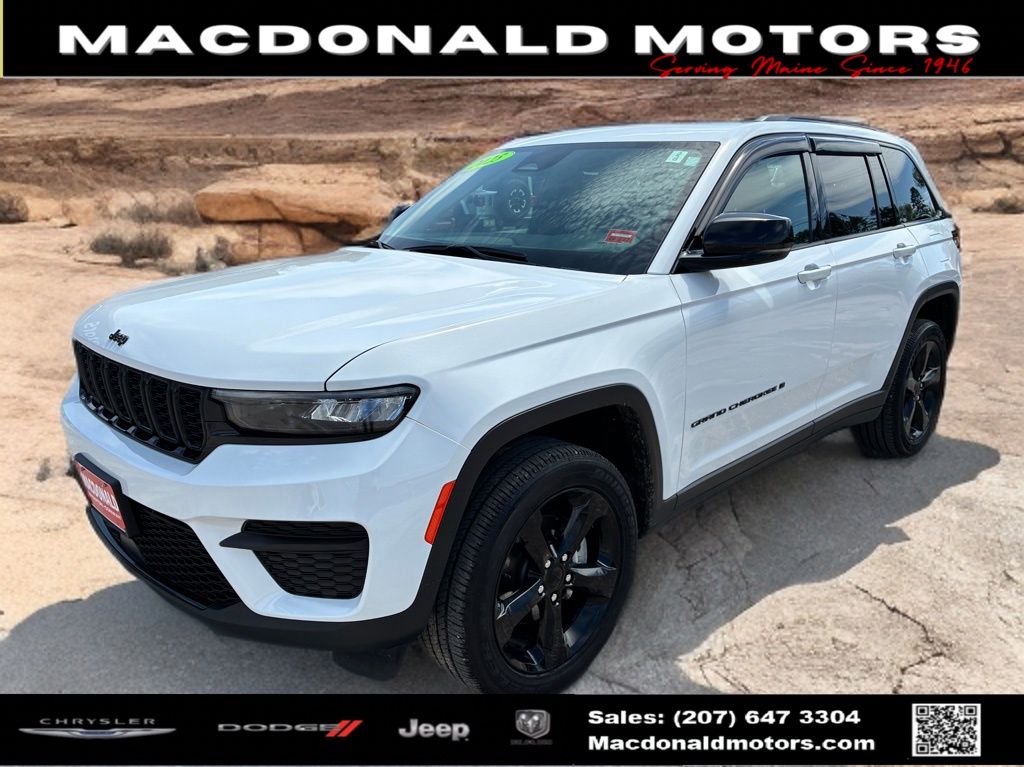2025 Jeep Grand Cherokee Altitude X 4x4's photo