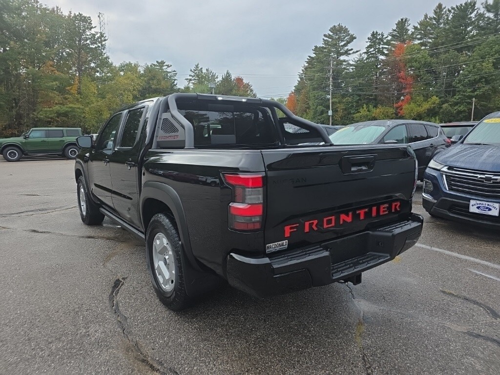2024 Nissan Frontier SV photo 4