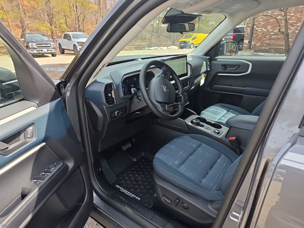 2025 Ford Bronco Sport Heritage - Photo 11