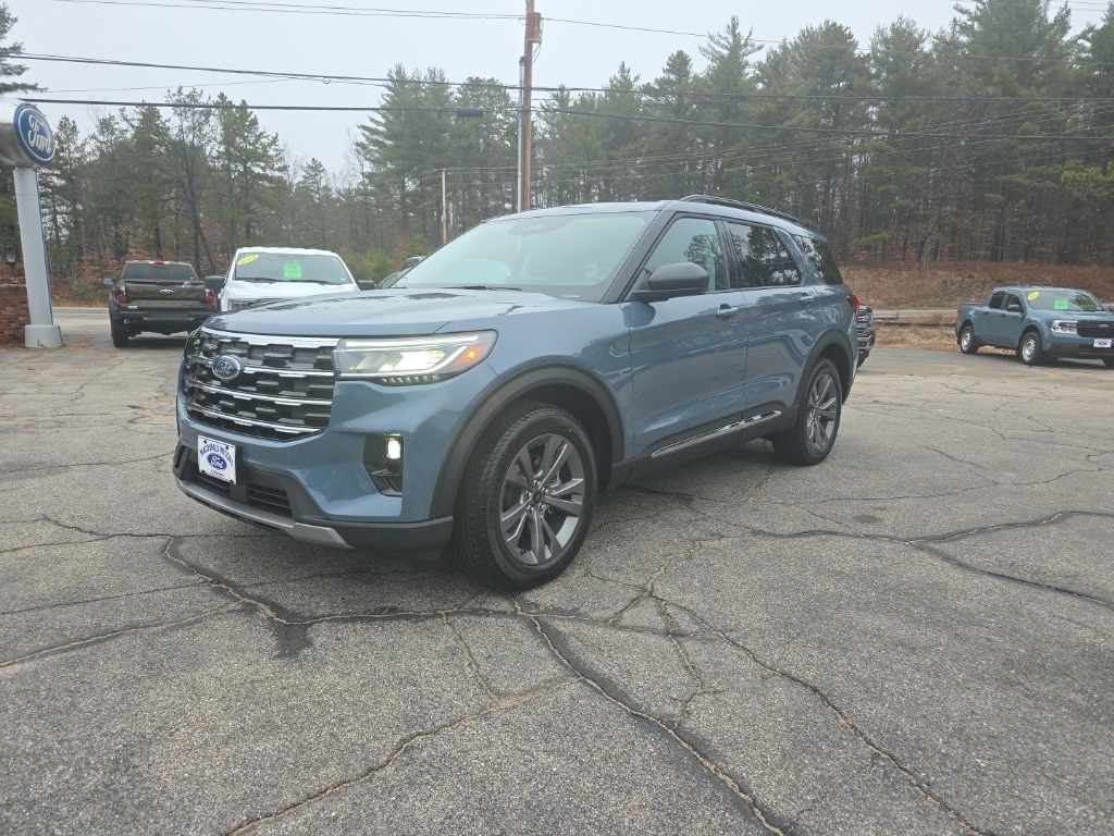 2025 Ford Explorer Active's photo
