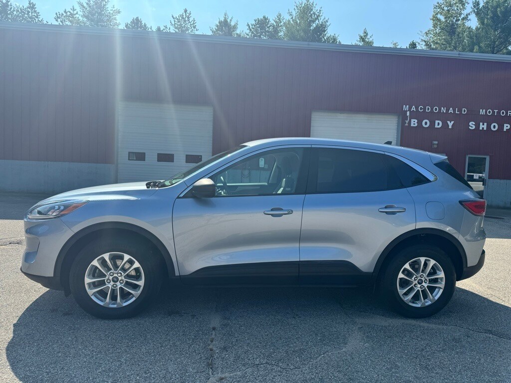 Certified 2022 Ford Escape SE with VIN 1FMCU9G65NUB69572 for sale in Center Conway, NH