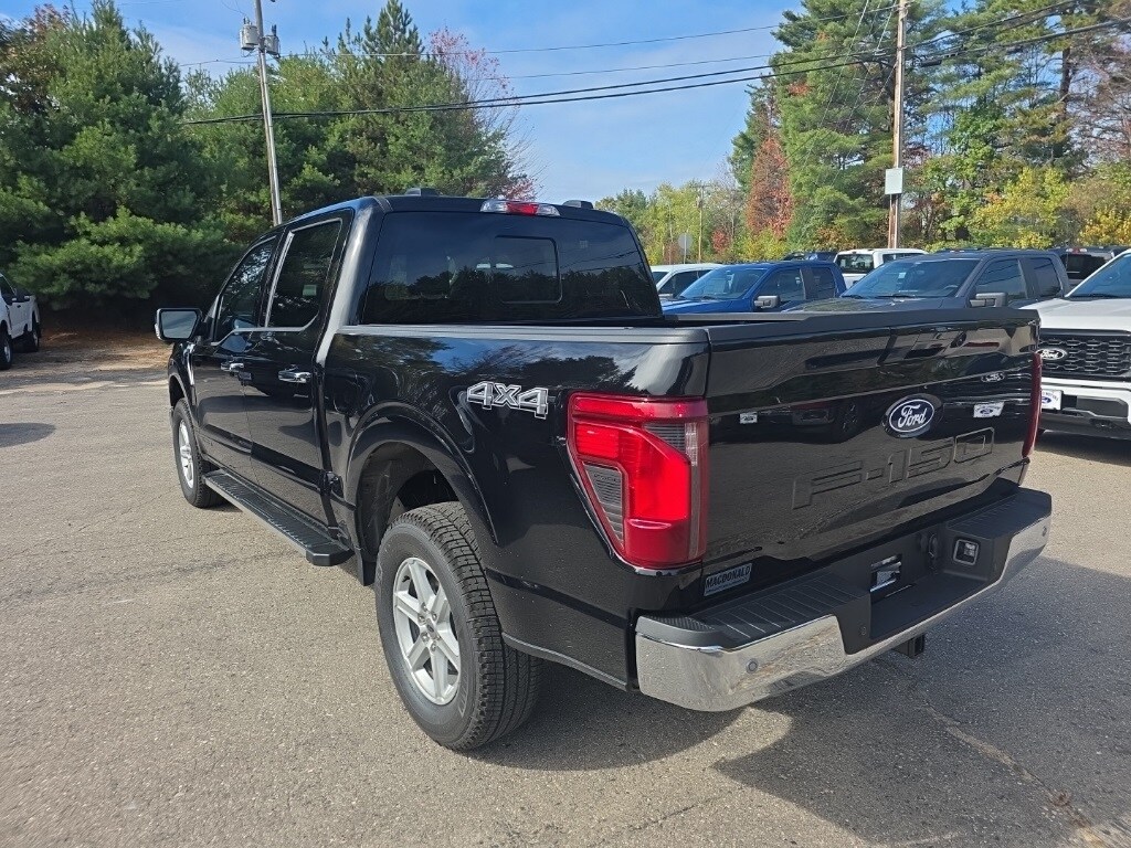 2025 Ford F-150 XLT photo 2
