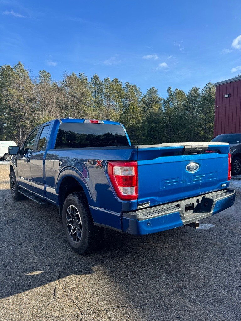 2022 Ford F-150 XL photo 3