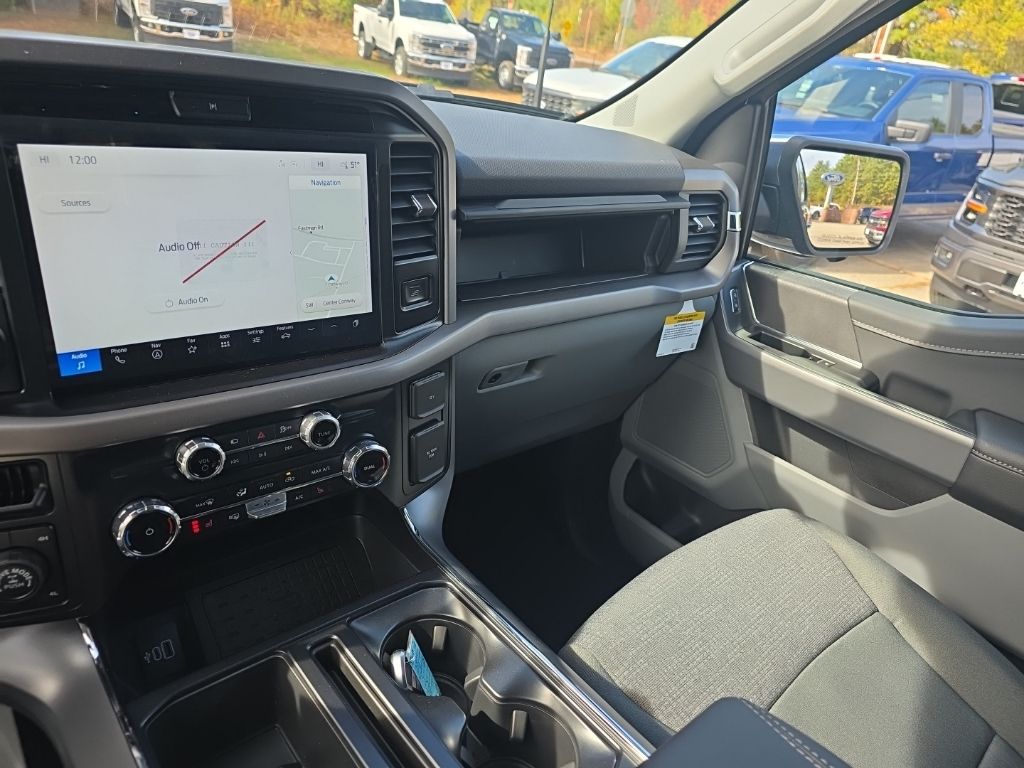 2025 Ford F-150 XLT - Photo 14