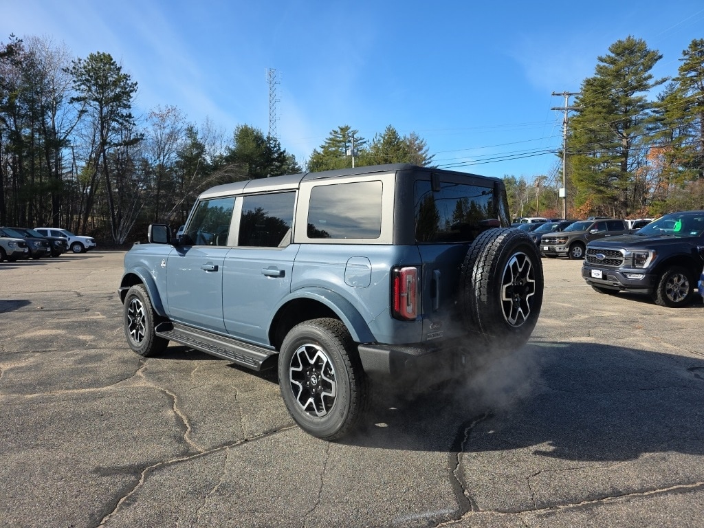 New 2025 Ford Bronco Outer Banks SUV