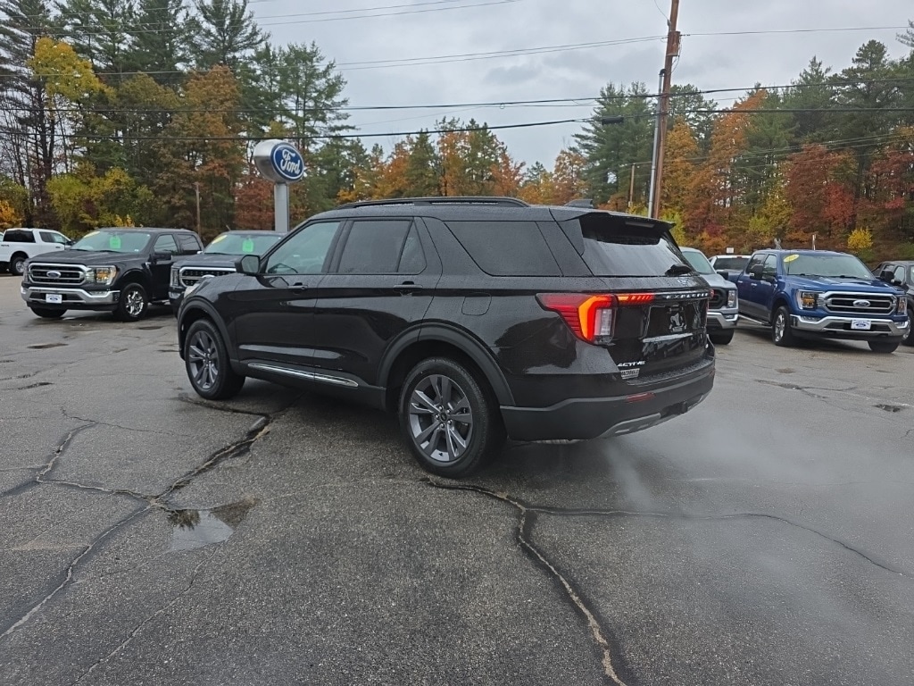 New 2025 Ford Explorer Active SUV