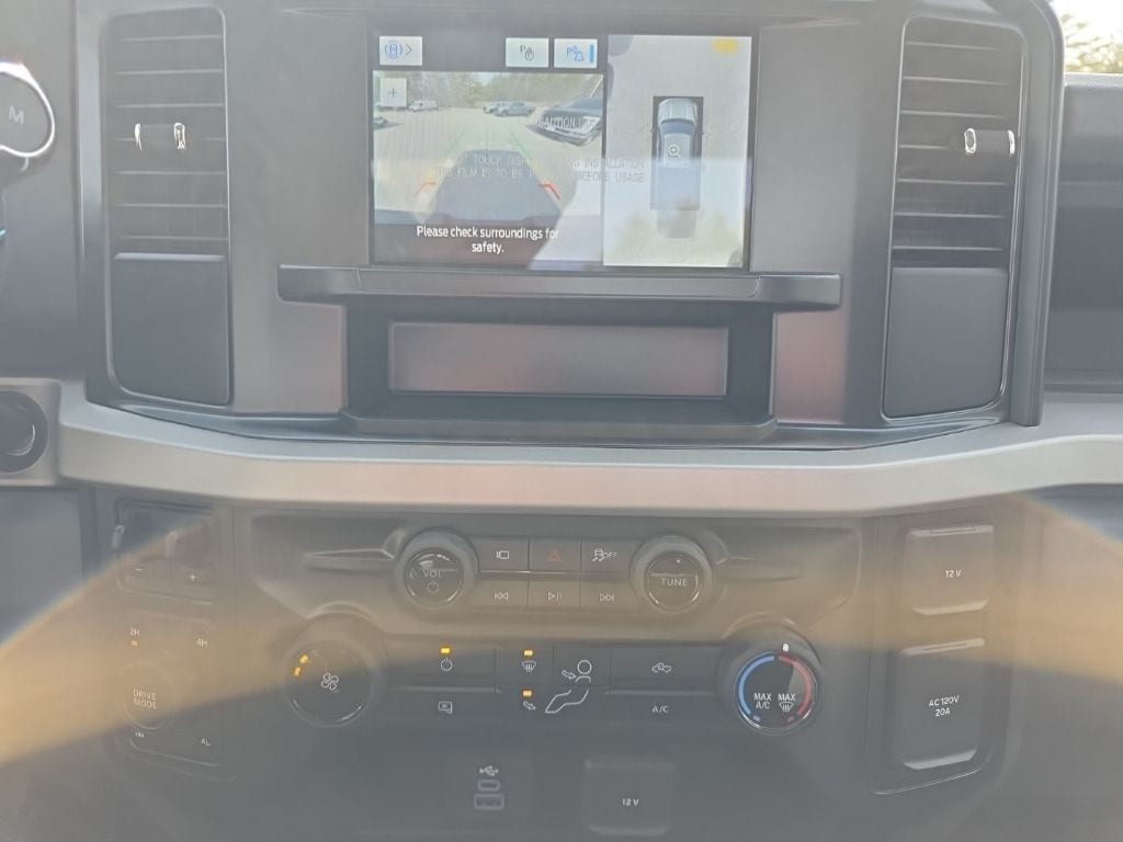 2026 Ford F-250 Super Duty XL - Photo 13