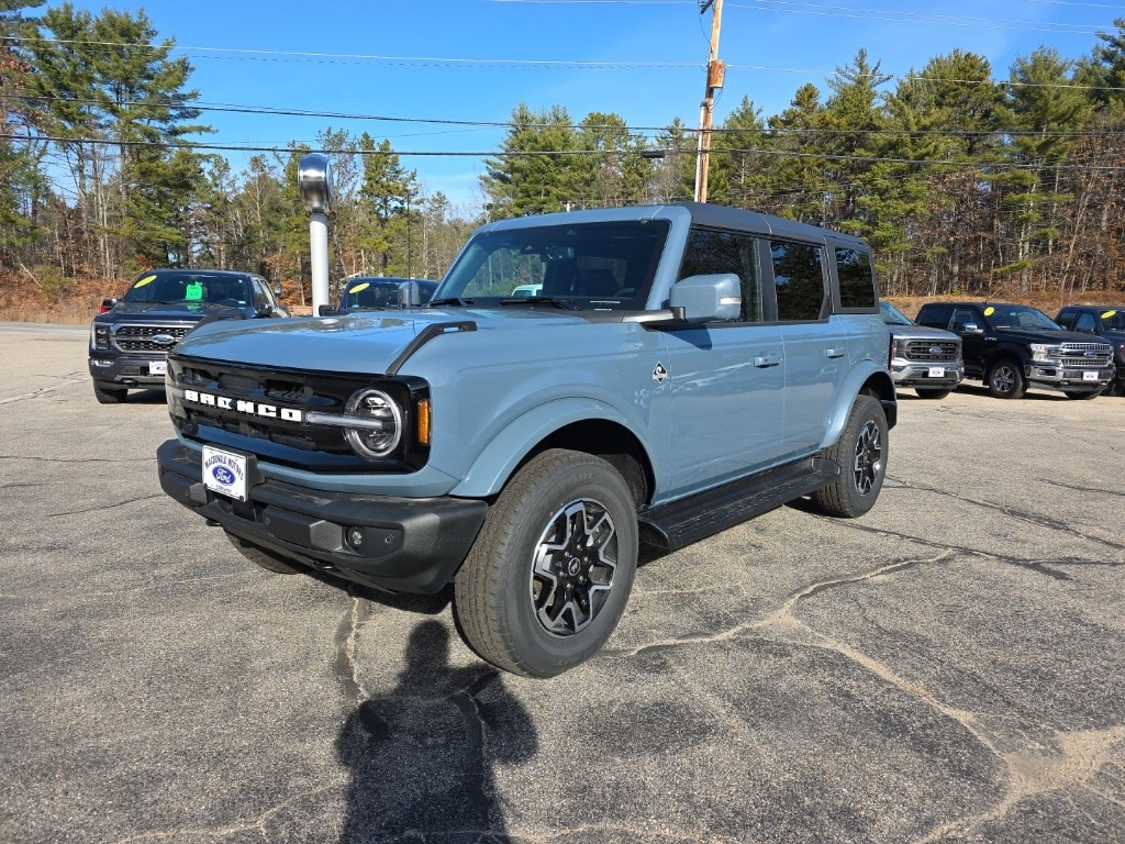 New 2025 Ford Bronco Outer Banks SUV