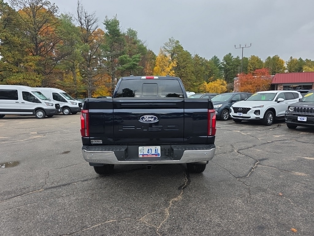 New 2025 Ford F-150 Lariat TRUCK