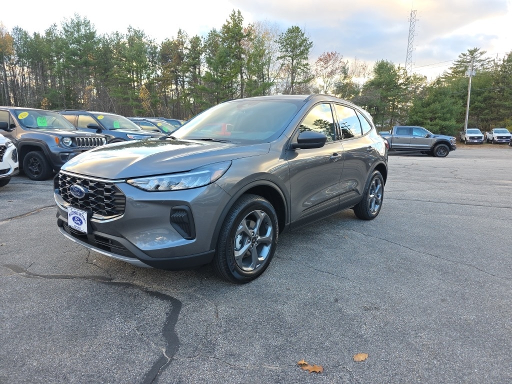 2026 Ford Escape ST-Line's photo