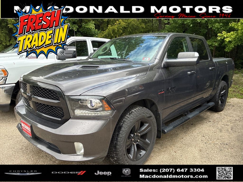 2018 RAM 1500 Night 4x4 Crew Cab 5'7's photo