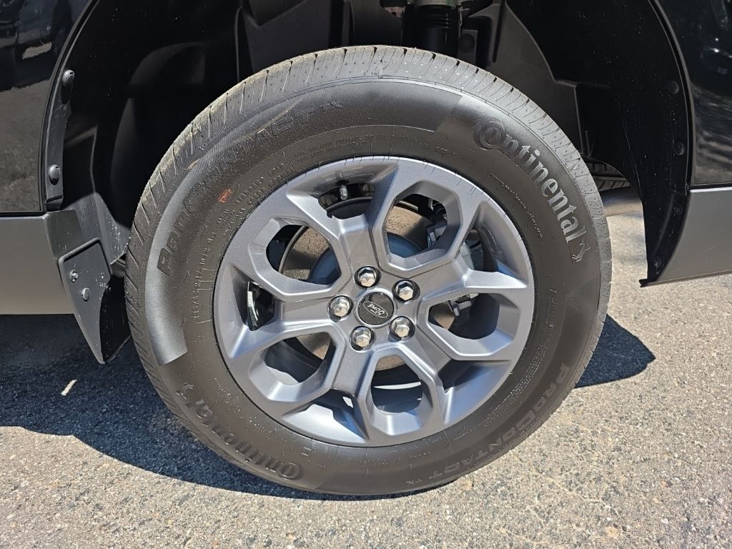2025 Ford Maverick XLT - Photo 9