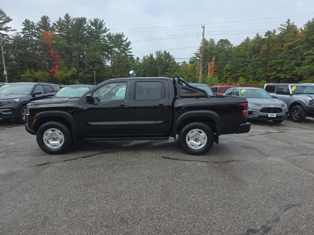2024 Nissan Frontier SV photo 3