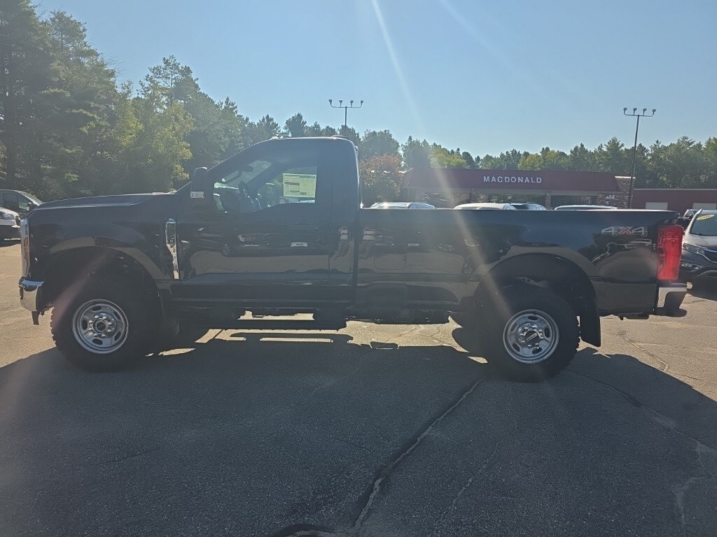 2026 Ford F-250 XL photo 2