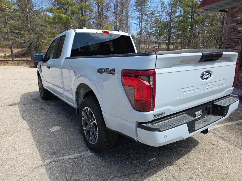 2025 Ford F-150 STX photo 3