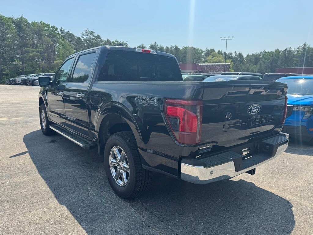 2025 Ford F-150 XLT photo 3