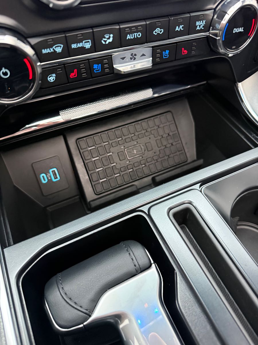 2024 Ford F-150 Platinum - Photo 24