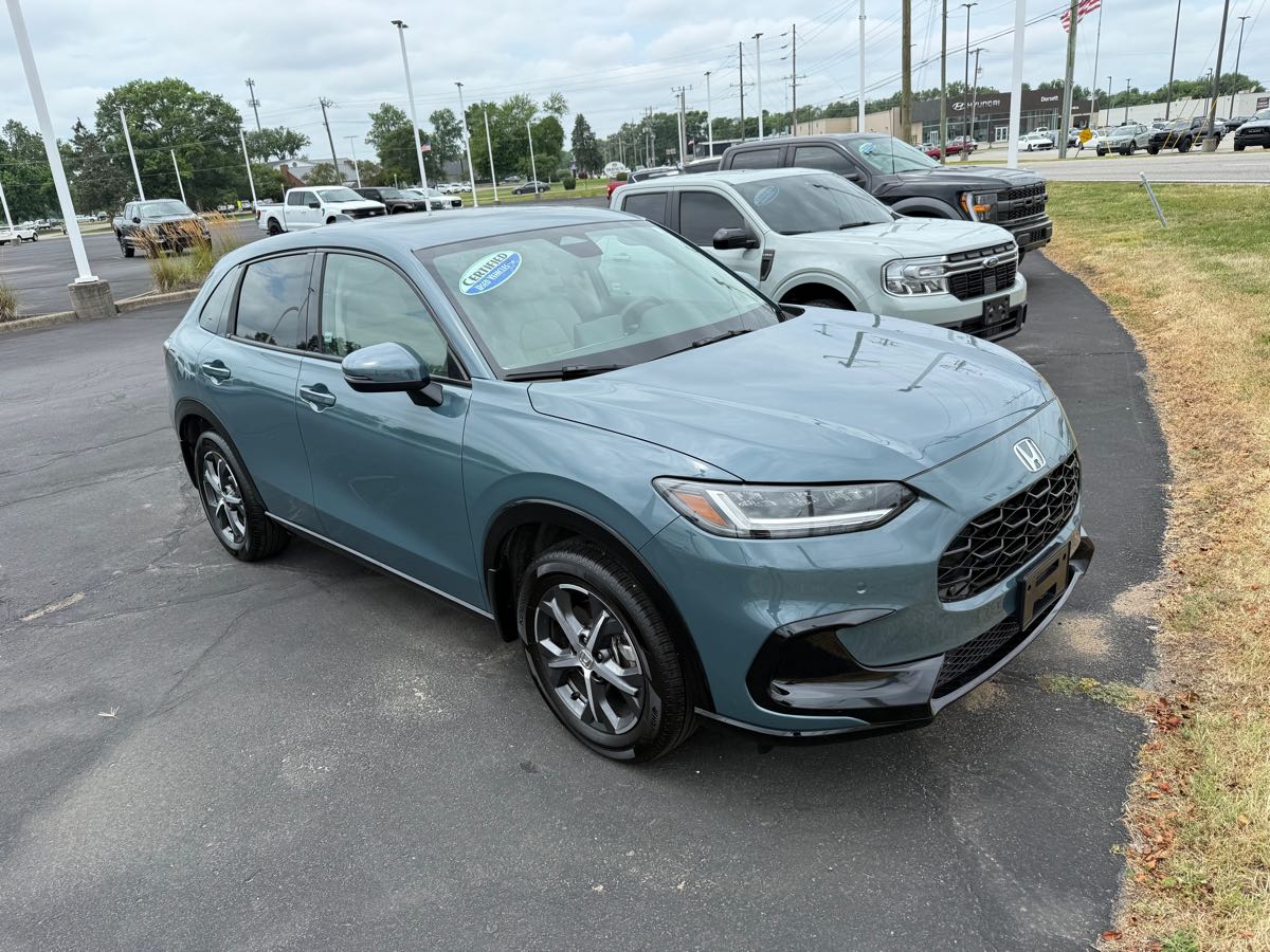 2025 Honda HR-V EX-L photo 3