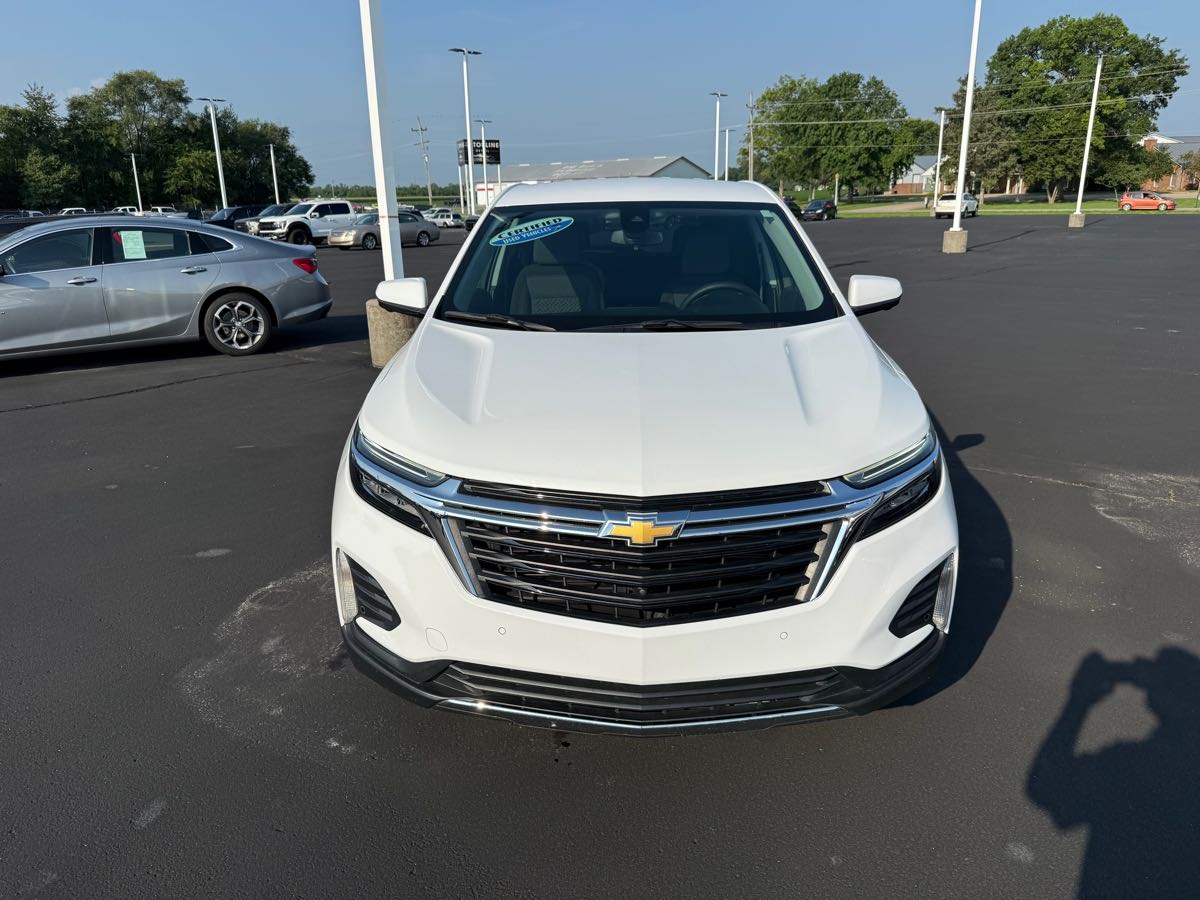 2024 Chevrolet Equinox LT photo 2