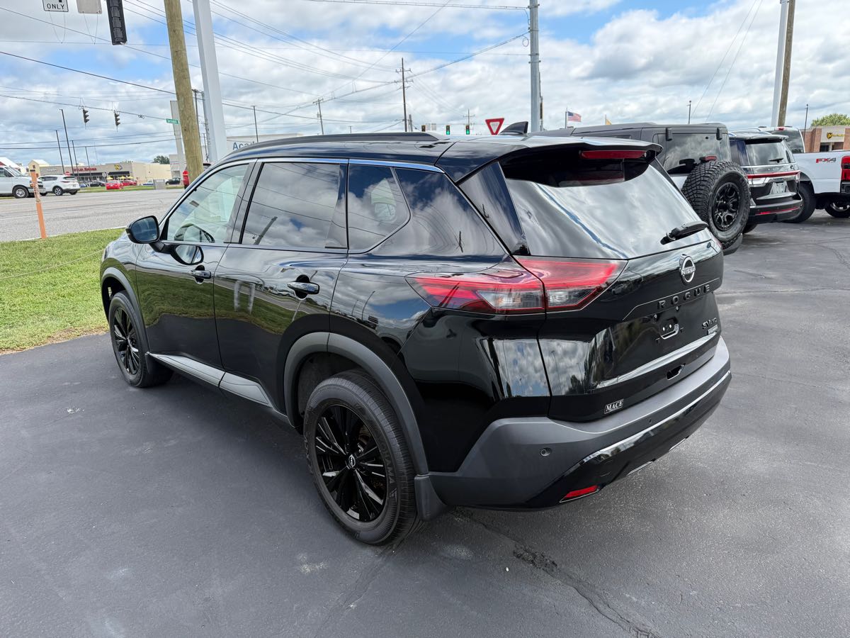 2023 Nissan Rogue SV photo 4