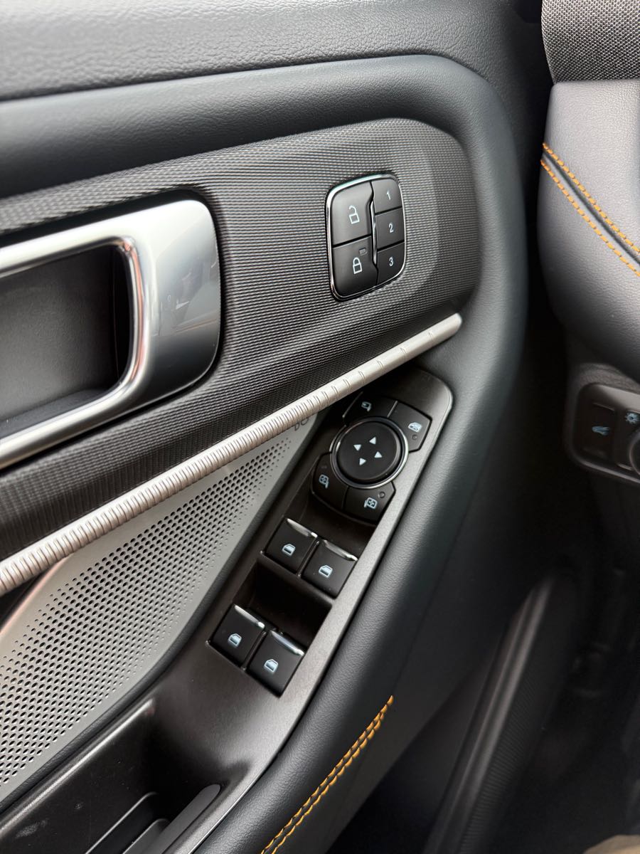2026 Ford Explorer Tremor - Photo 26