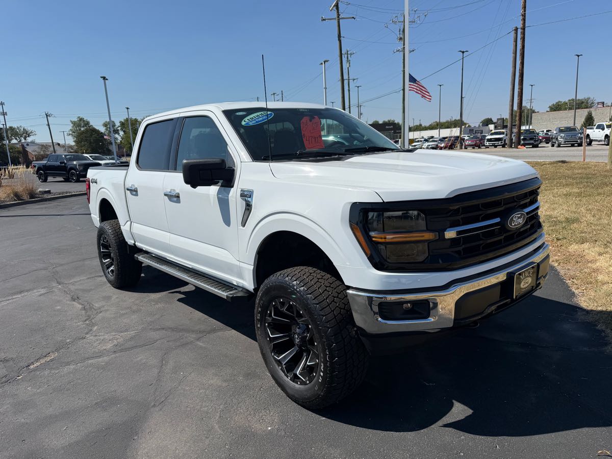 2024 Ford F-150 XLT photo 3