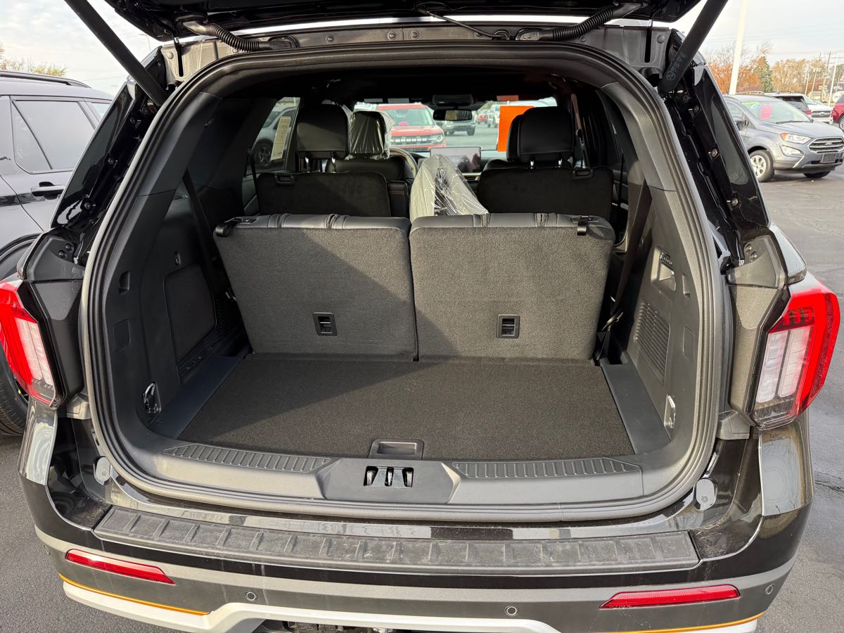 2026 Ford Explorer Tremor - Photo 13