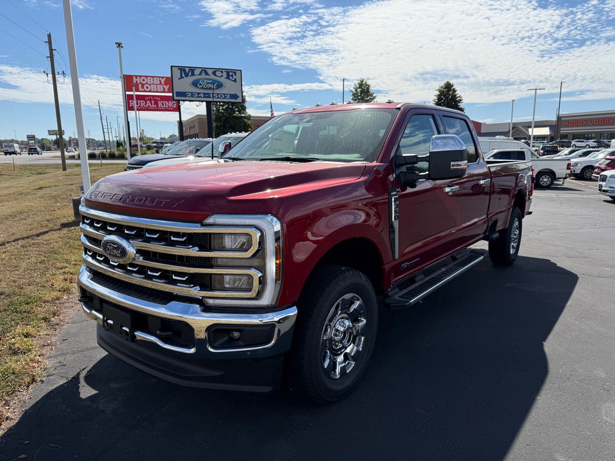 2026 Ford F-350 Super Duty Lariat's photo