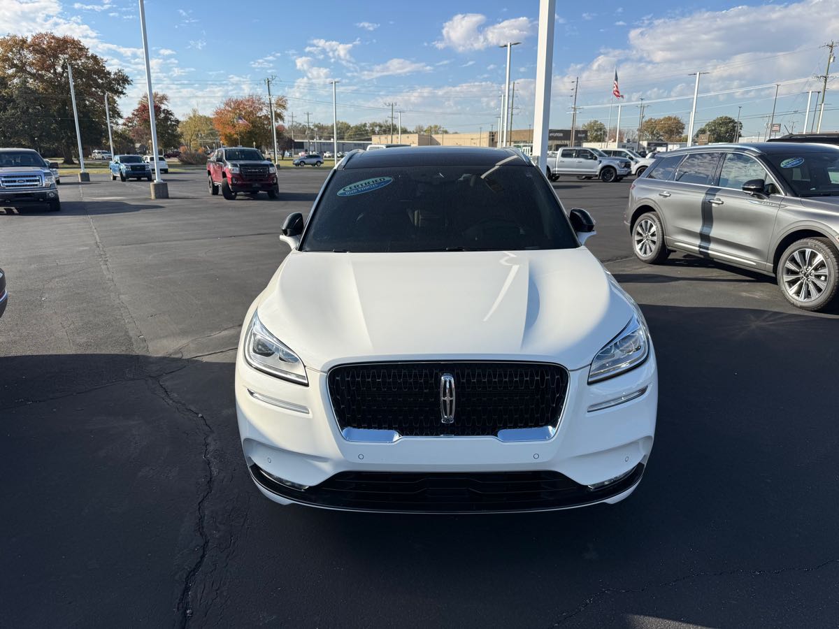 2021 Lincoln Corsair Reserve photo 2