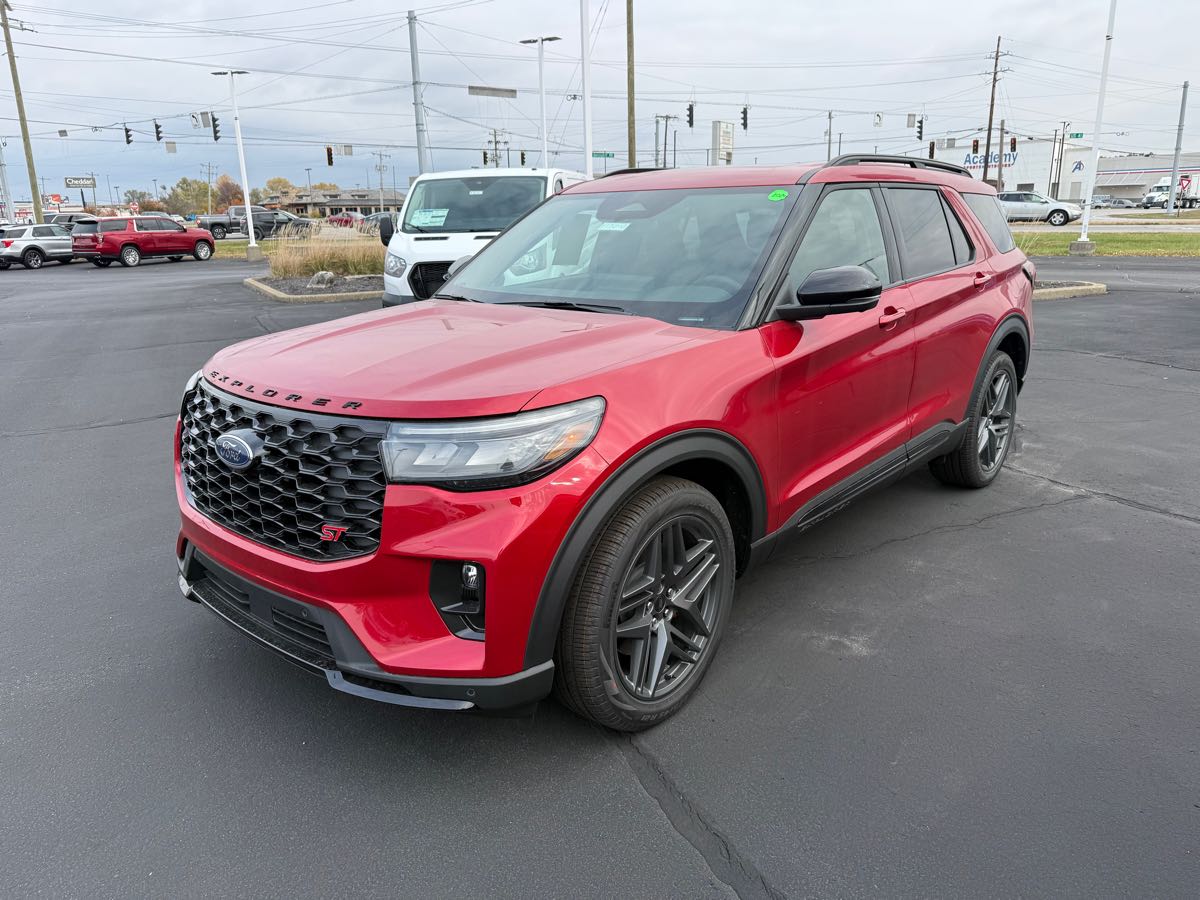 2026 Ford Explorer ST's photo