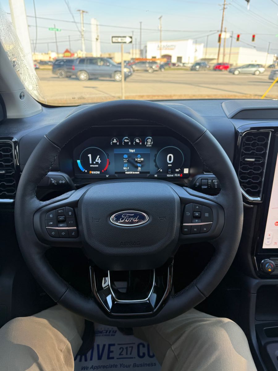 2025 Ford Ranger Lariat - Photo 13