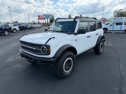 2024 Ford Bronco Black Diamond SUV
