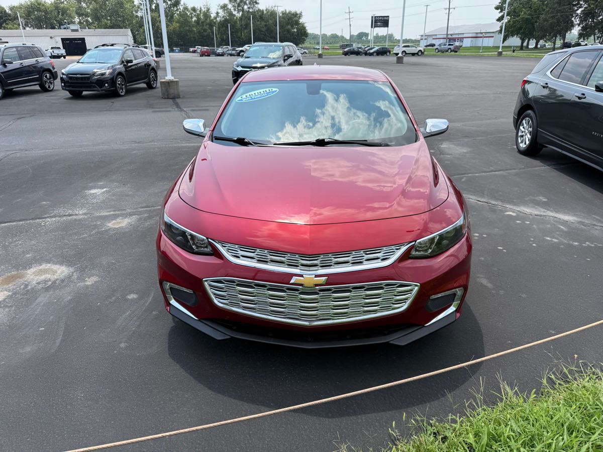 Used 2017 Chevrolet Malibu 1LT with VIN 1G1ZE5ST5HF204548 for sale in Terre Haute, IN