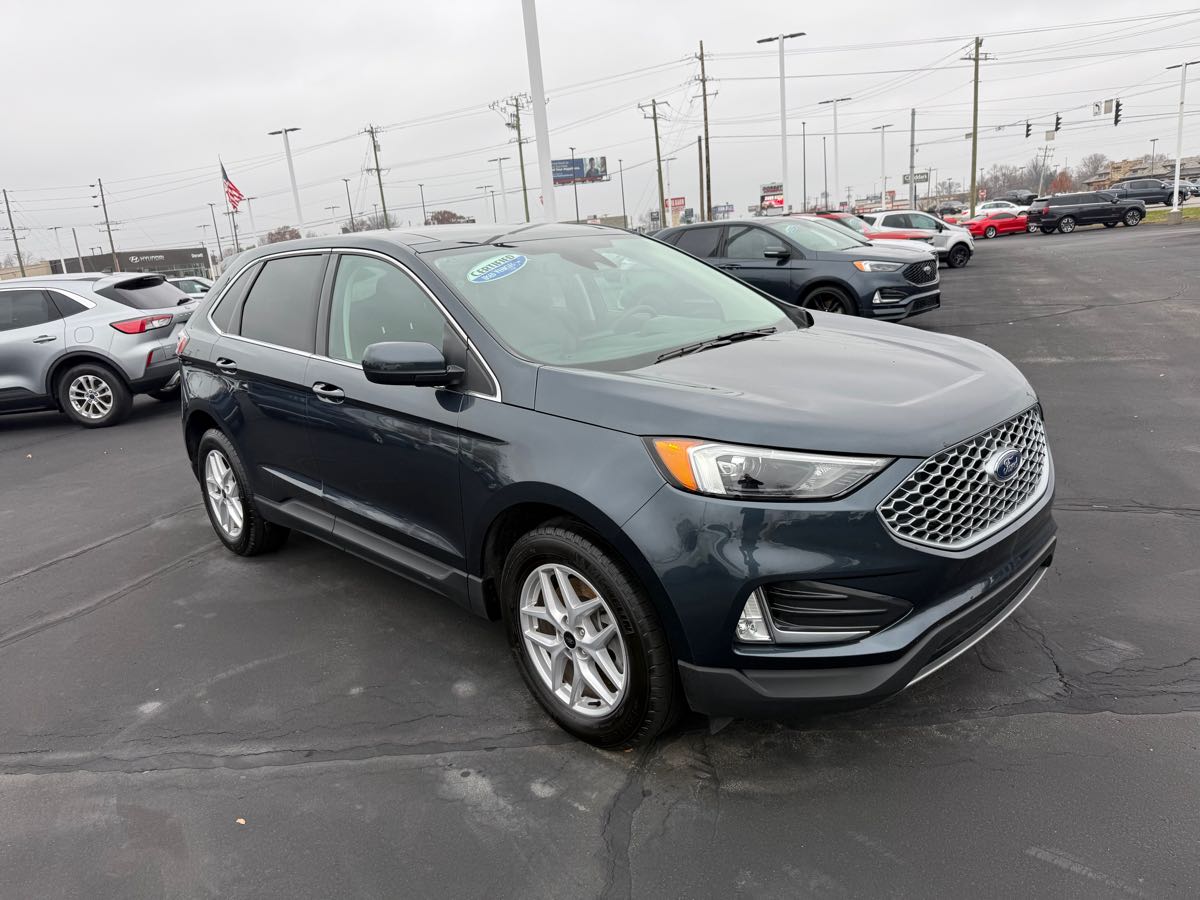 2024 Ford Edge SEL photo 3