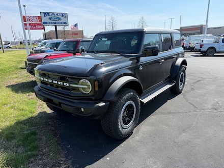 2026 Ford Bronco Outer Banks&reg; SUV
