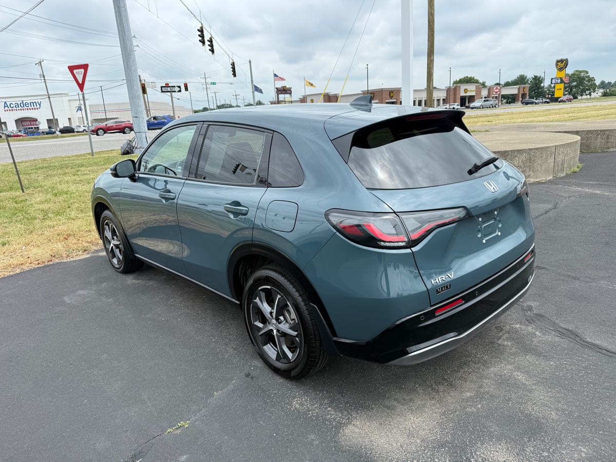 2025 Honda HR-V EX-L photo 4