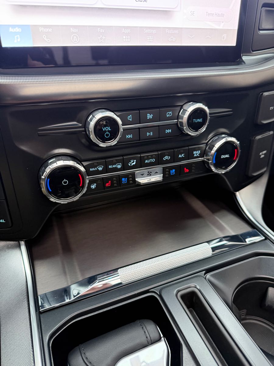 2024 Ford F-150 Platinum - Photo 23
