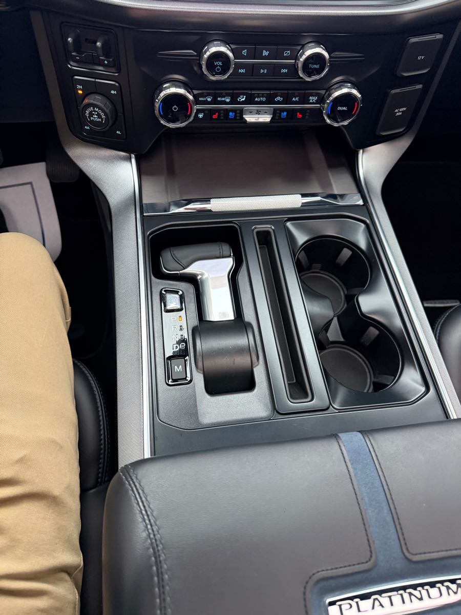 2024 Ford F-150 Platinum - Photo 25