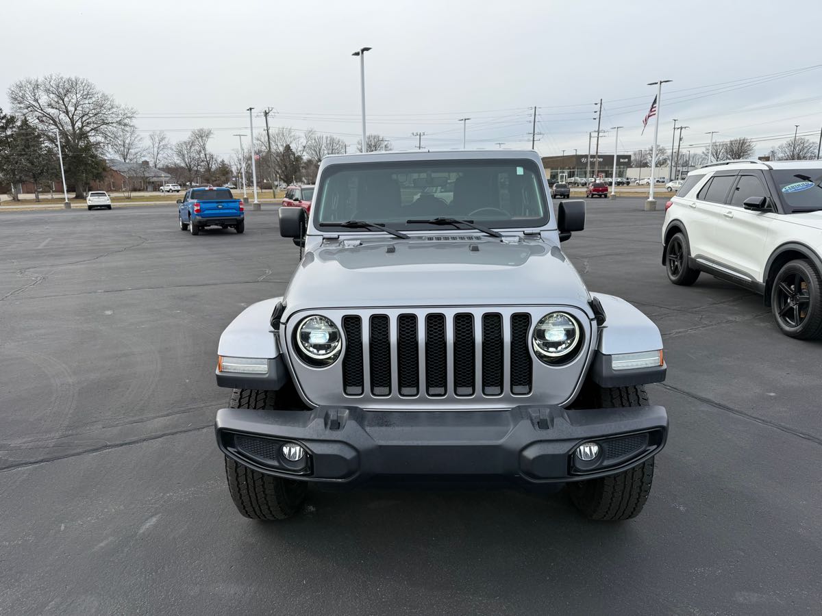 Used 2020 Jeep Wrangler Unlimited Sahara Altitude with VIN 1C4HJXEG9LW186850 for sale in Terre Haute, IN