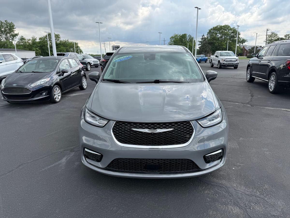 Used 2023 Chrysler Pacifica Touring L with VIN 2C4RC1BG1PR531433 for sale in Terre Haute, IN