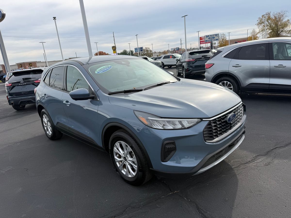 2023 Ford Escape Active photo 3