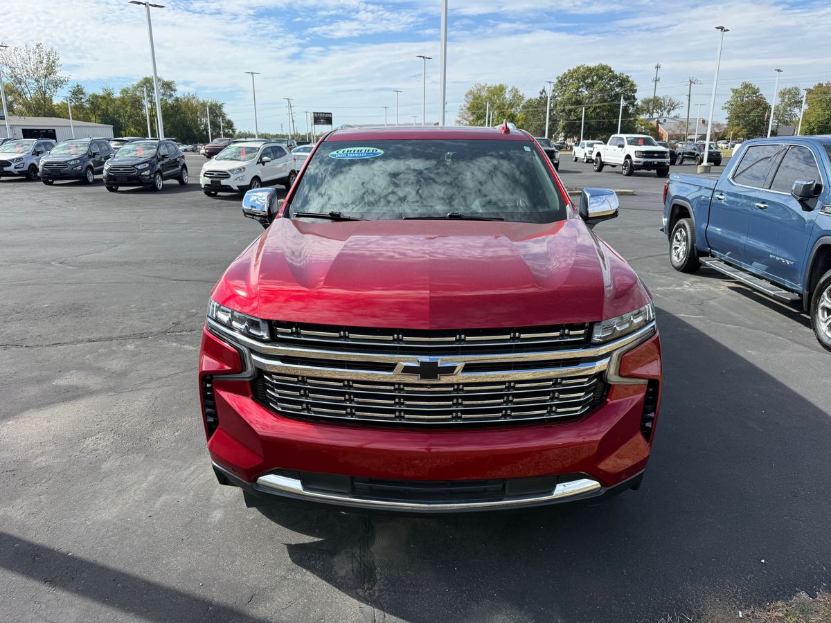 2023 Chevrolet Suburban Premier photo 2