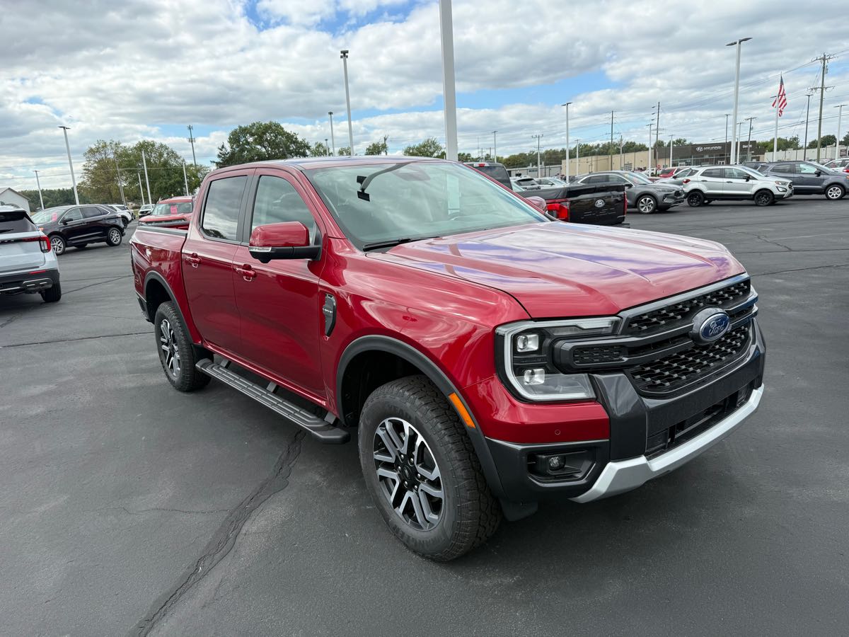 2025 Ford Ranger Lariat photo 2